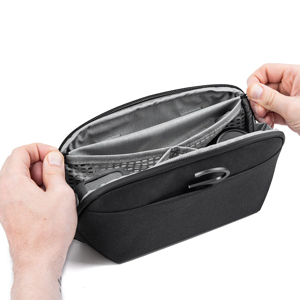 Small Wash Pouch | Black - Image 5